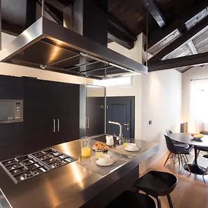 Amazing Modern Design Home, Campo Dei Mori. Wifi Venedig